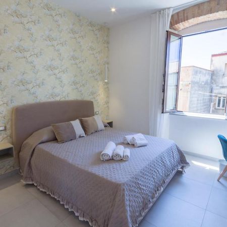 Villa Valverde Apartments E B&B Taormina Eksteriør billede