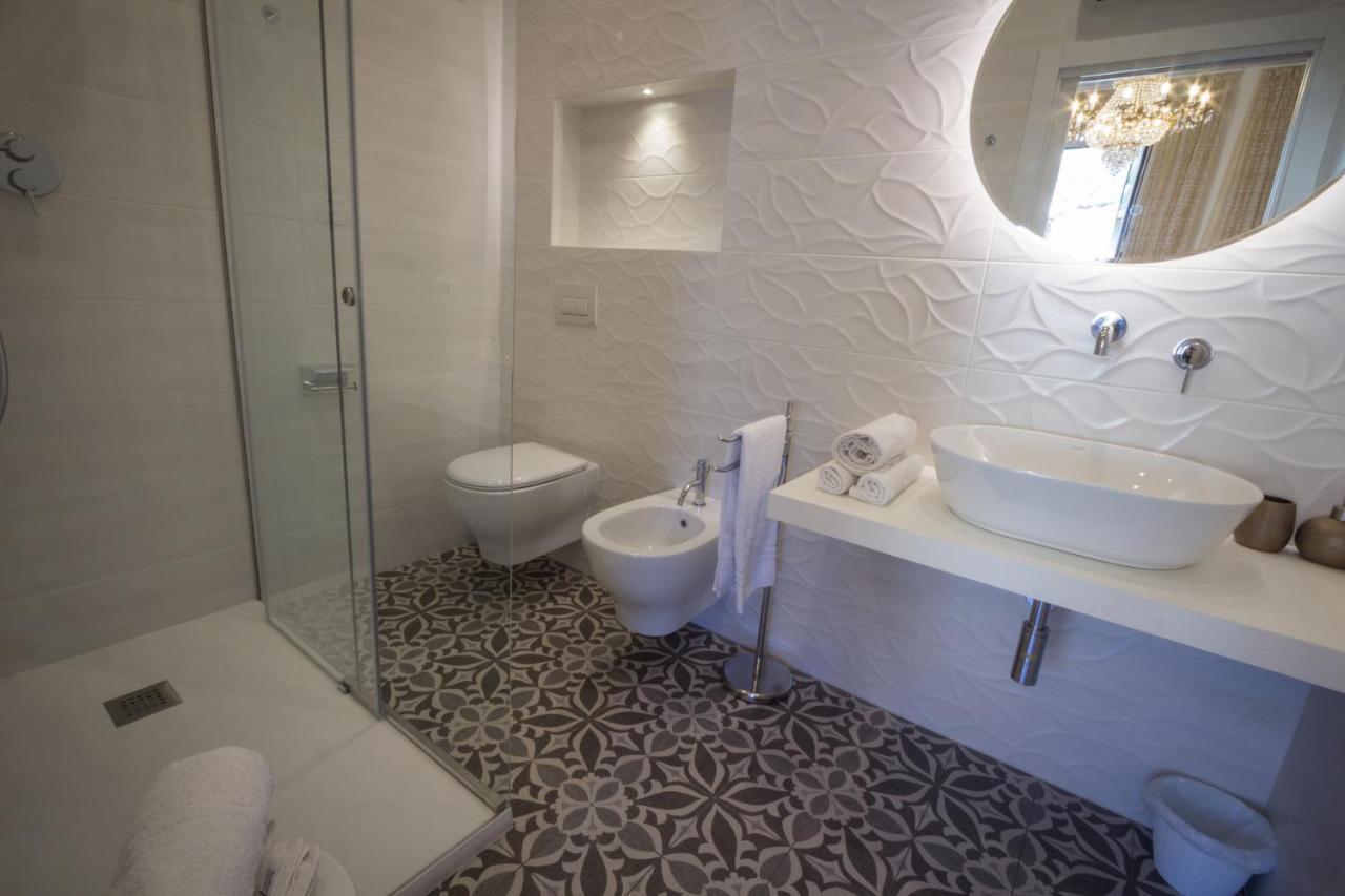 Villa Valverde Apartments E B&B Taormina Eksteriør billede