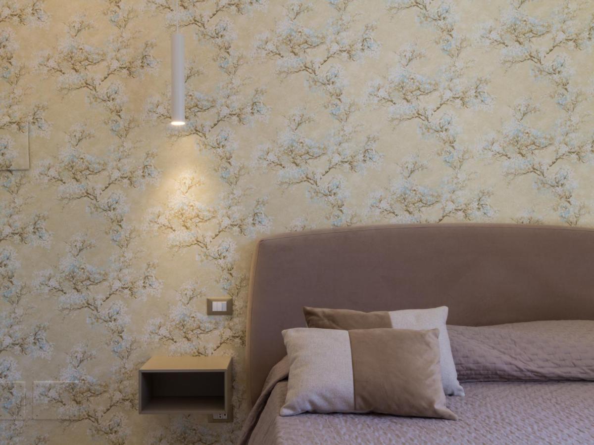 Villa Valverde Apartments E B&B Taormina Eksteriør billede