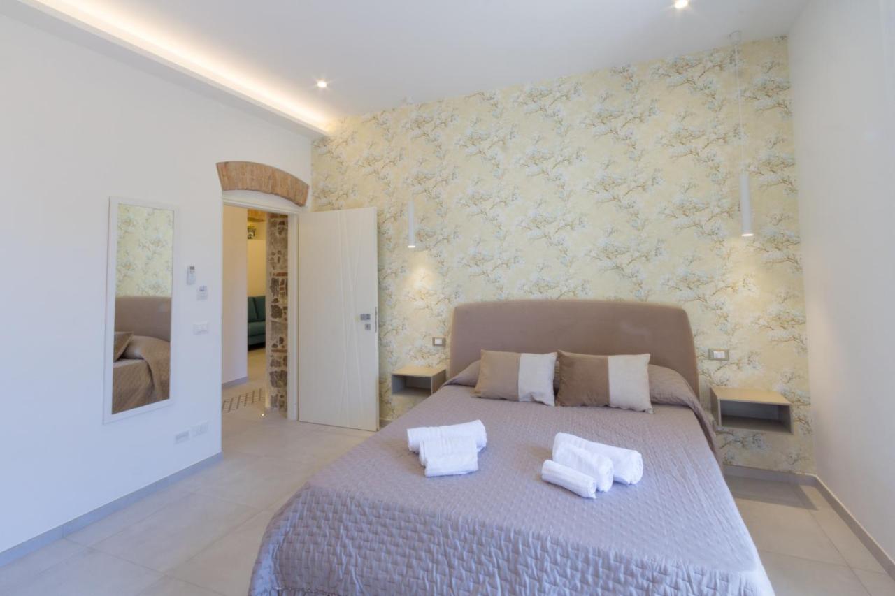Villa Valverde Apartments E B&B Taormina Eksteriør billede