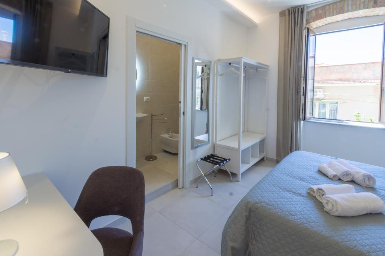 Villa Valverde Apartments E B&B Taormina Eksteriør billede